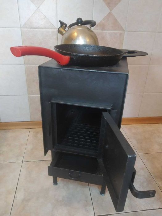 Печь буржуйка. Отопительная печь на дровах. Мобильная печь МОБІ.