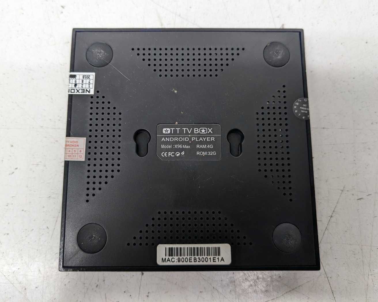 Приставка смарт ТВ X96 MAX + Smart TV Box