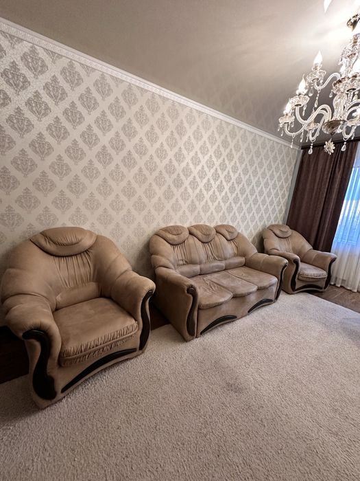 Продам мебель диван +2 кресла