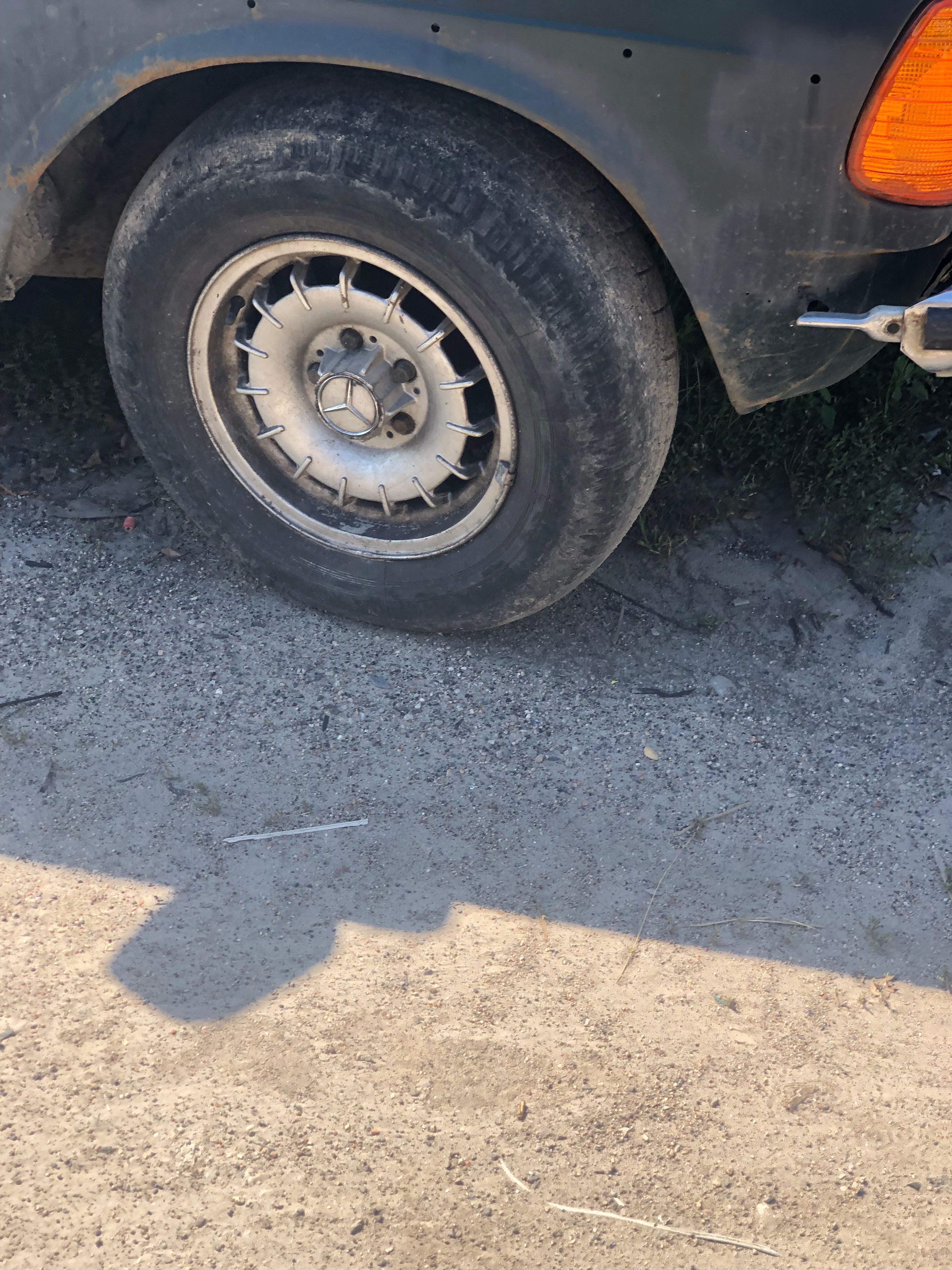 Mercedes-Benz 123