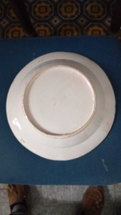 Enorme prato antigo