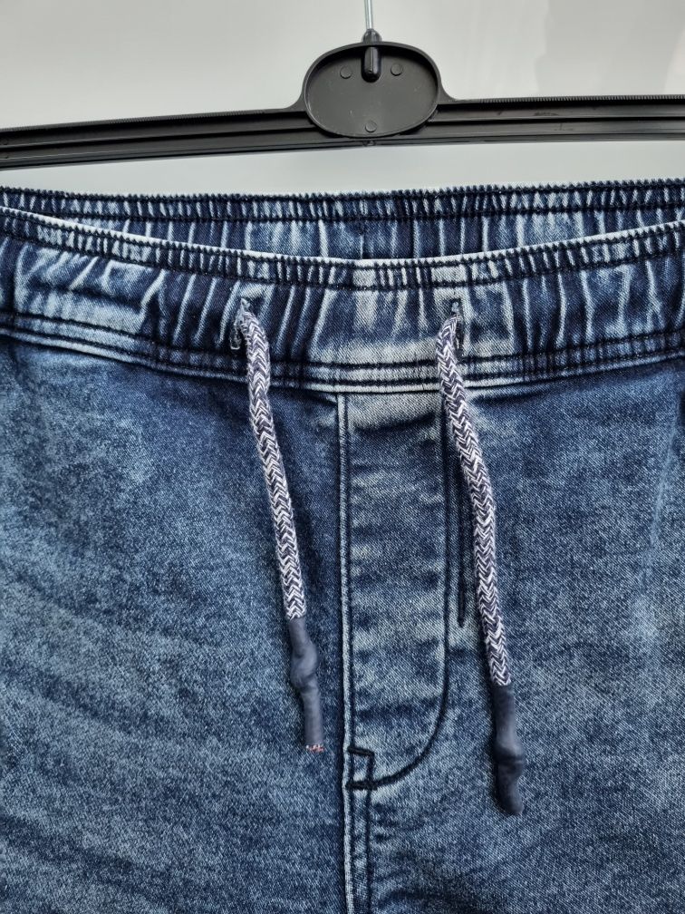 Cropp Jeansowe męskie  szorty jogger rozm 28 S stan idealny