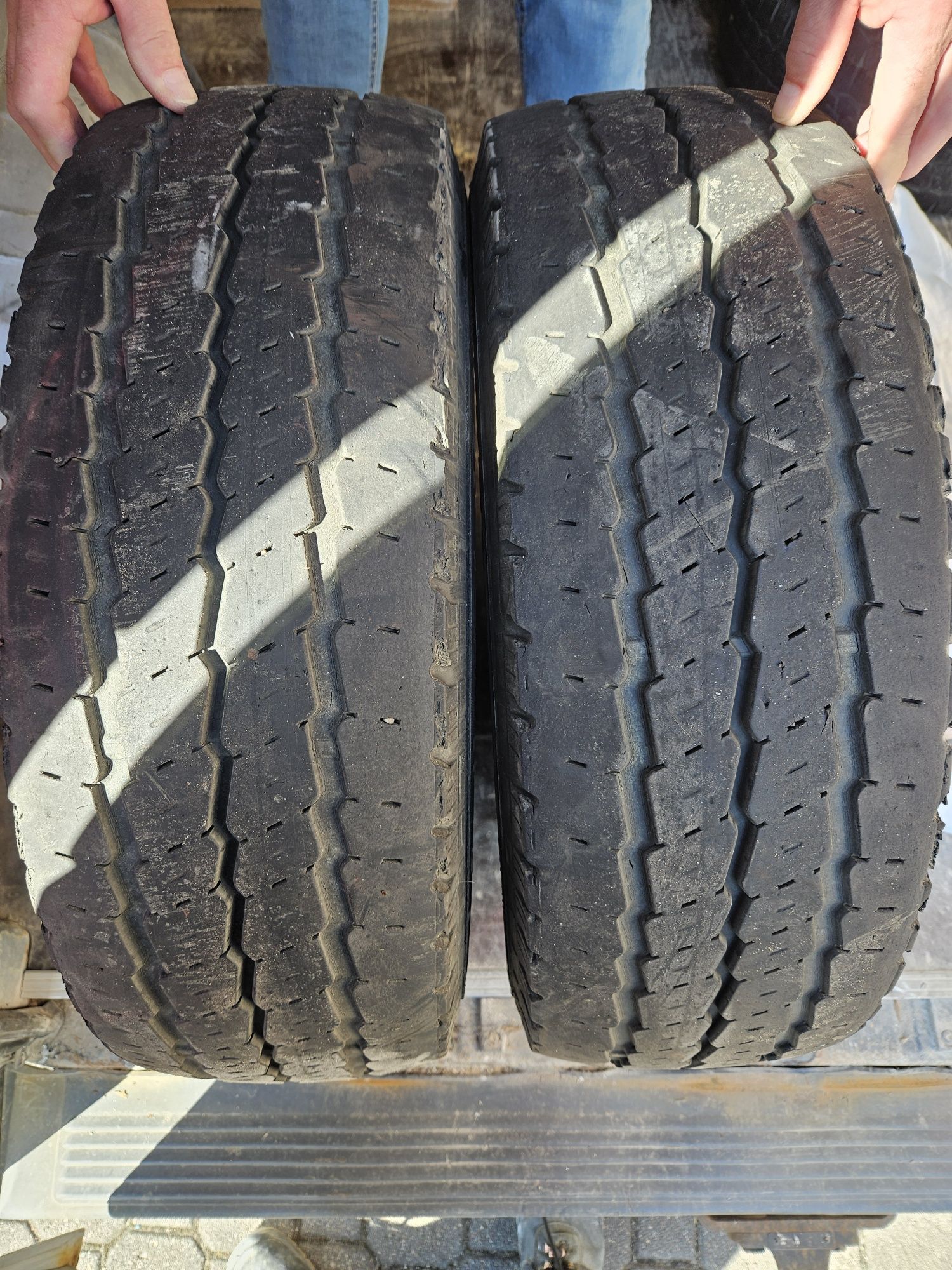 Opony zimowe 215/70 R15