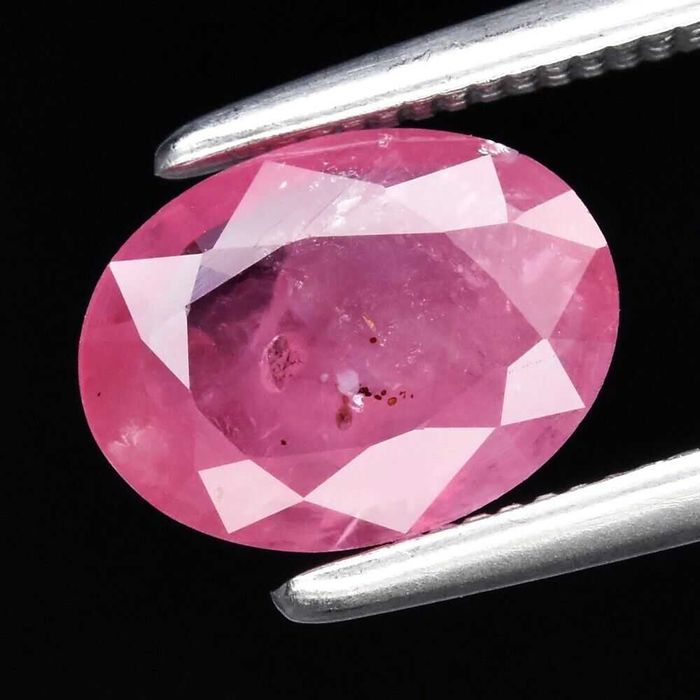 Pedra Preciosa: Rubi Natural 1.02ct