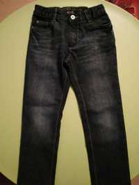 Spodnie dżinsowe, jeansy chłopięce 134