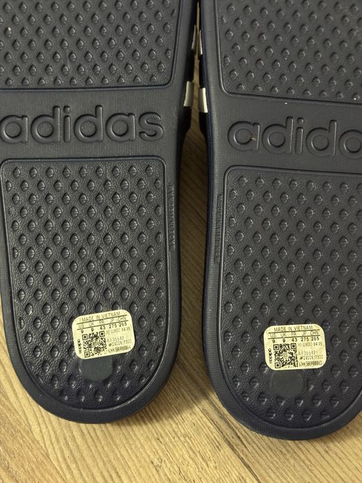 НОВІ оригінальні шльопанці Adidas