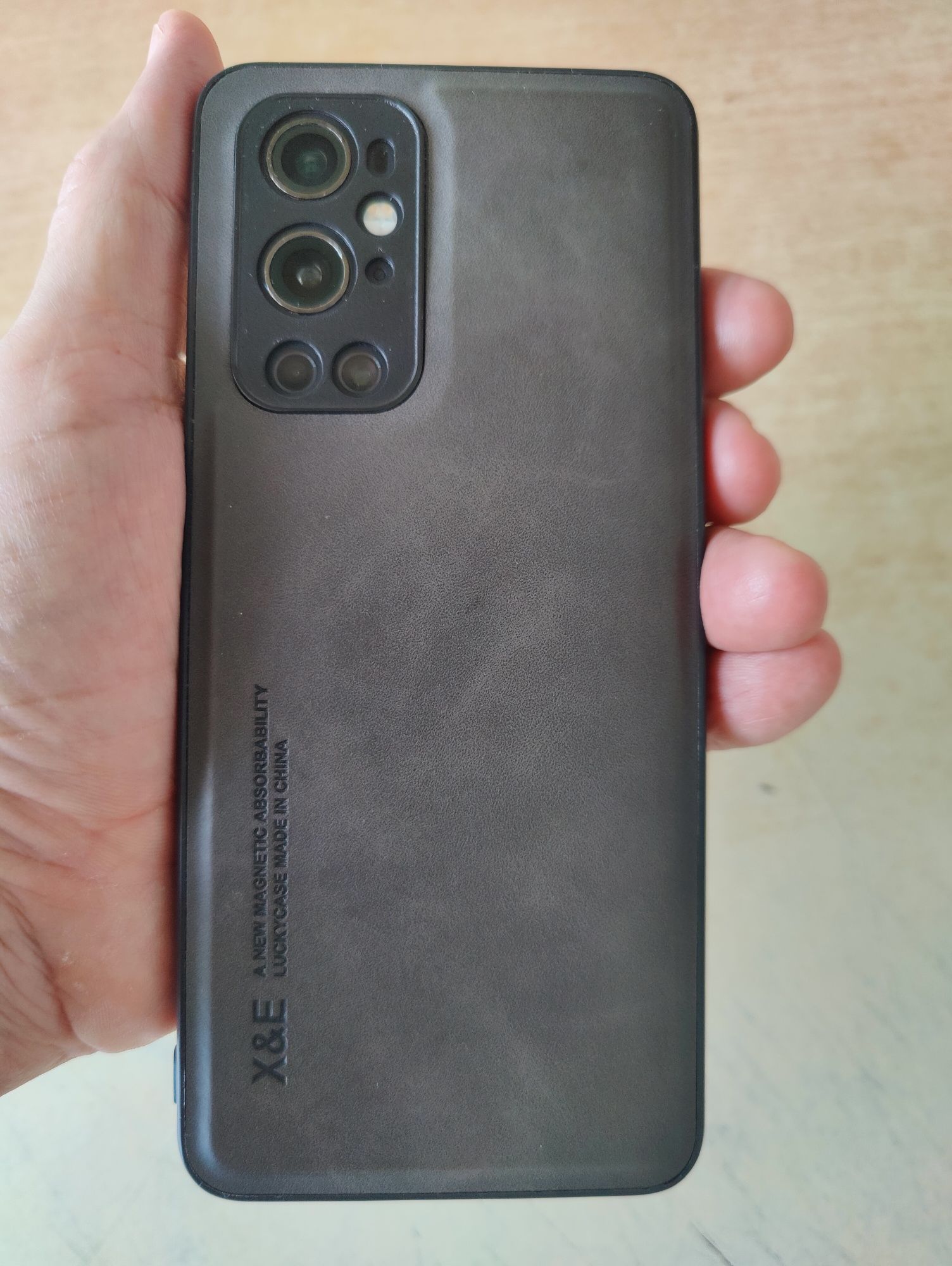 Sprzedam smartfon Oneplus 9 pro 8/128. Stan Dobry. Czytaj opis