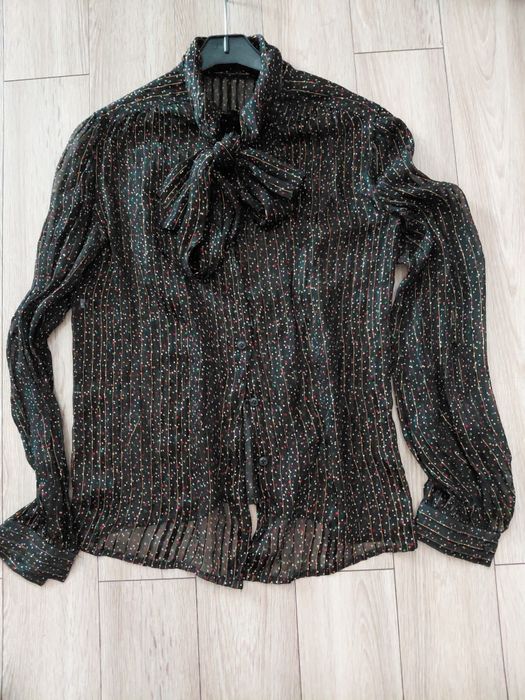 Jedwabna bluzka z wiązaniem