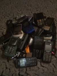 Старі телефони .
