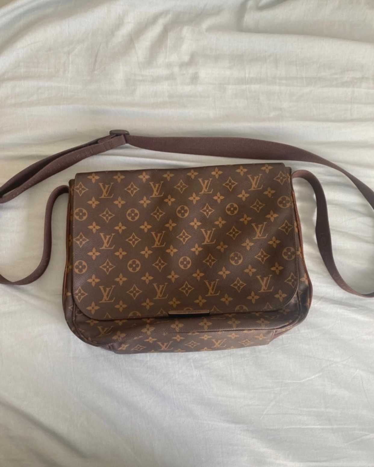 Louis Vuitton Autentica