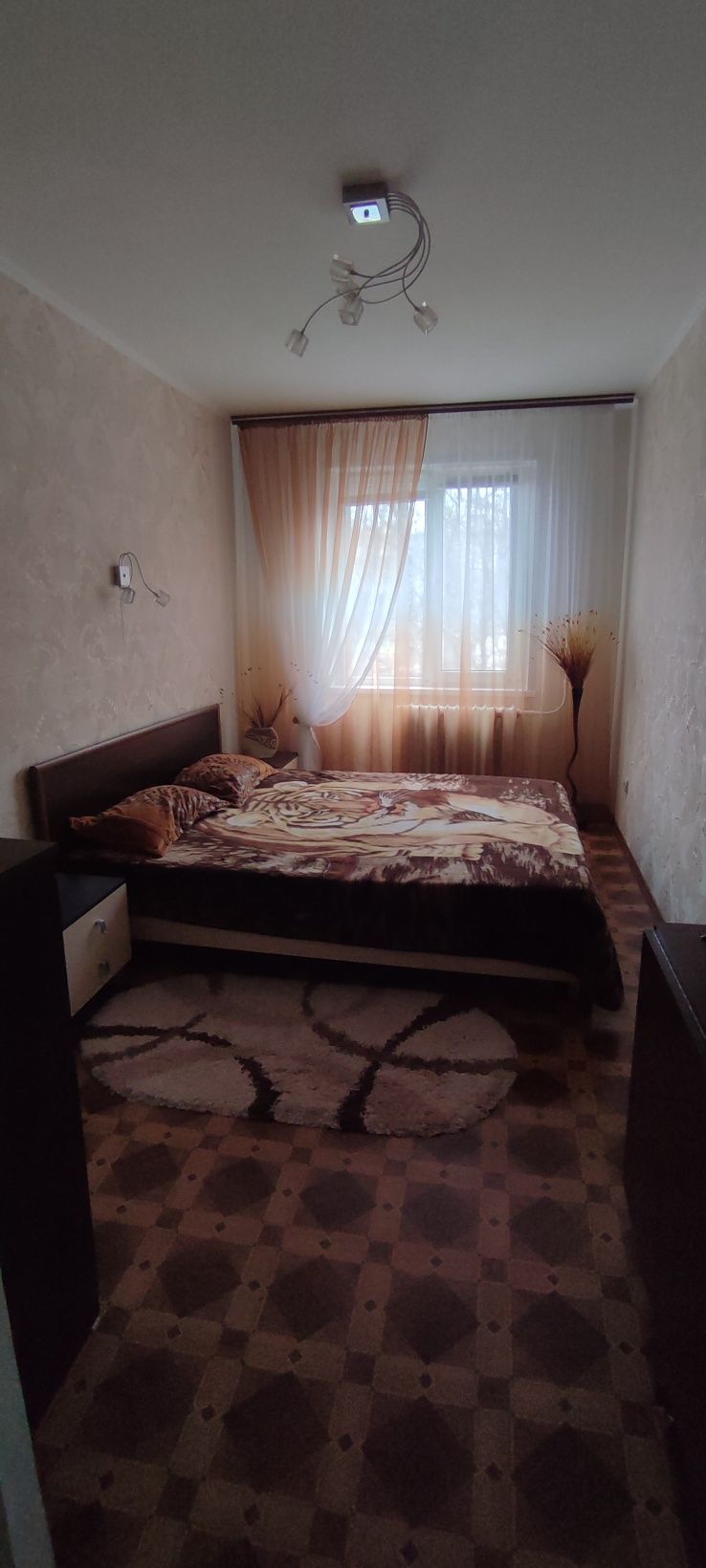 Продам 3 комнатную квартиру на Космонавтов