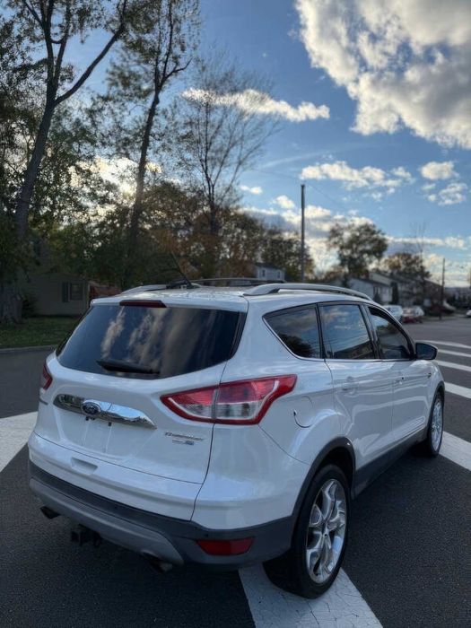 Ford Escape Titanium      2015