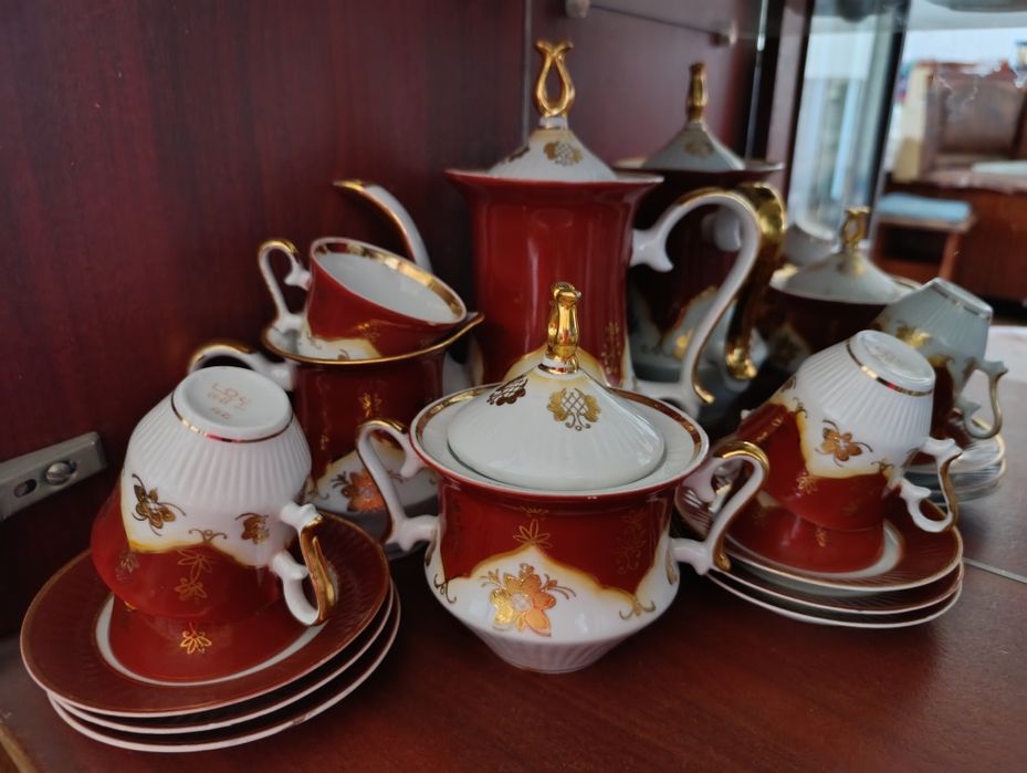 Сервіз / сервіз. Чайник