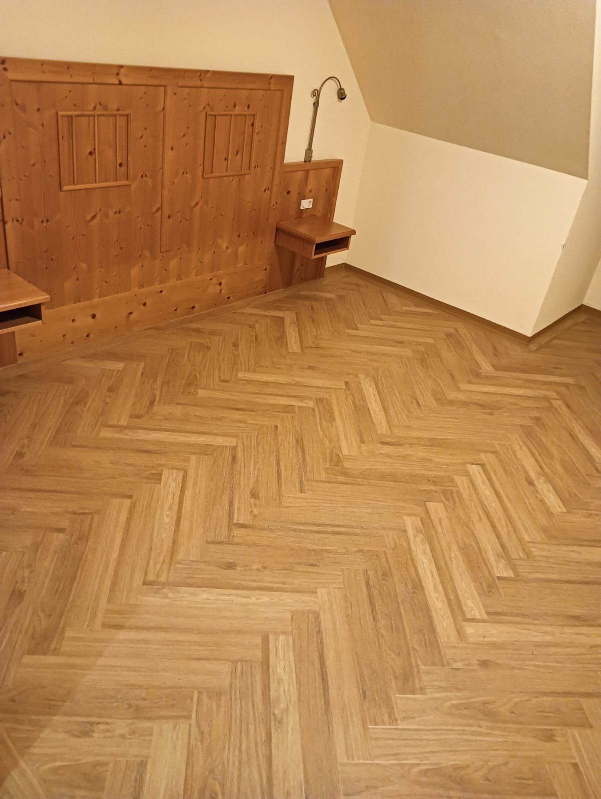 Sprzedam podłogę vinyl 103m2
