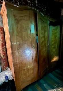 Шафи "вінтажні" із вставкою з карельської берези