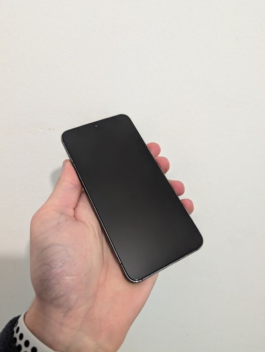 Samsung s22 Black 8/256gb Neverlock