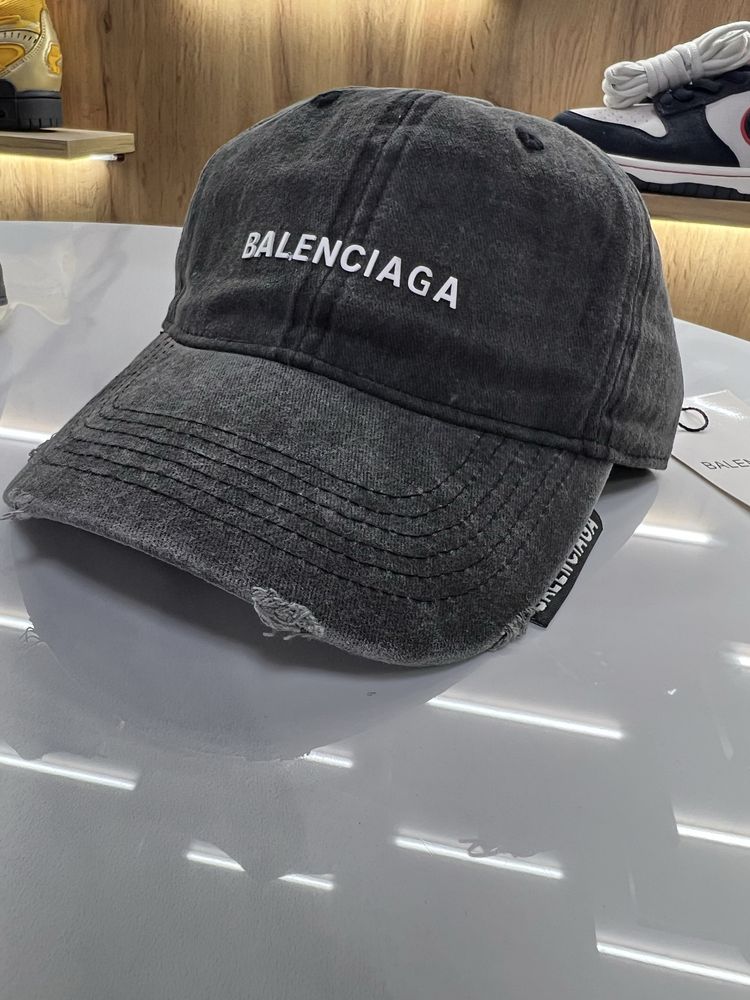 Бейсболка Кепка Balenciaga Faded Black