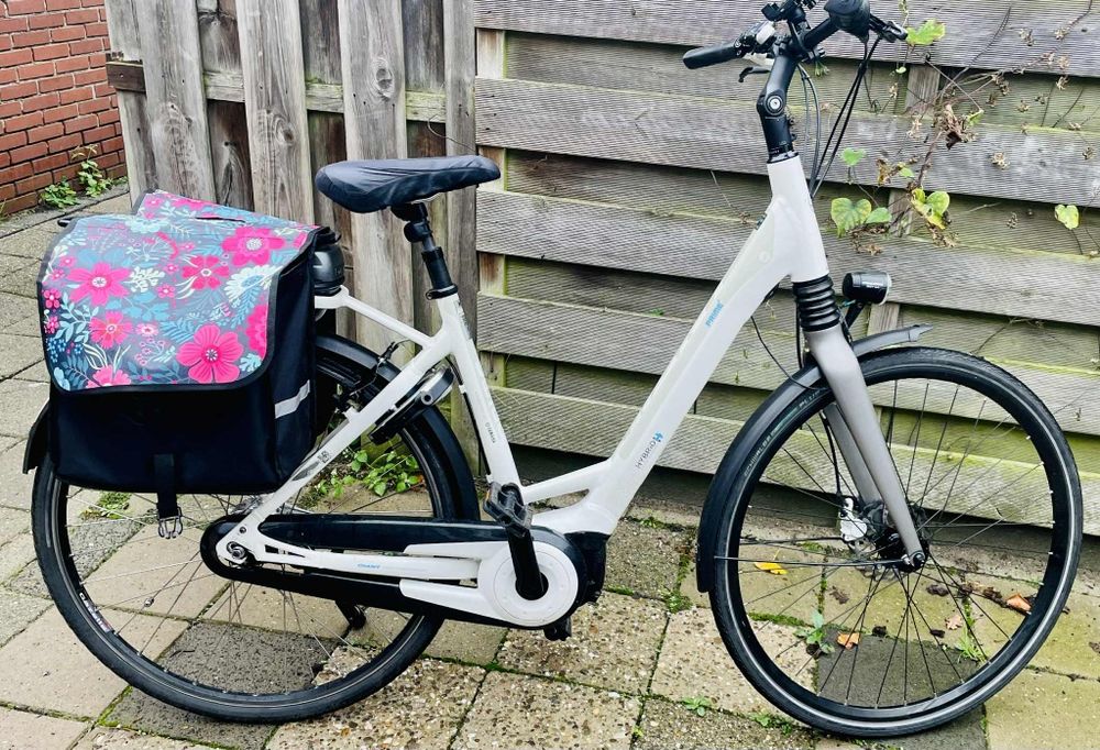 Rower elektryczny Giant Prime