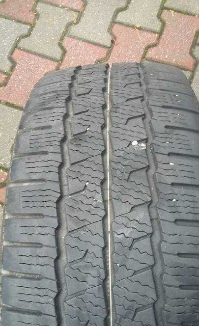 opony maxxic 225/55 r 17 c 2 sztuki  109/107h8pl