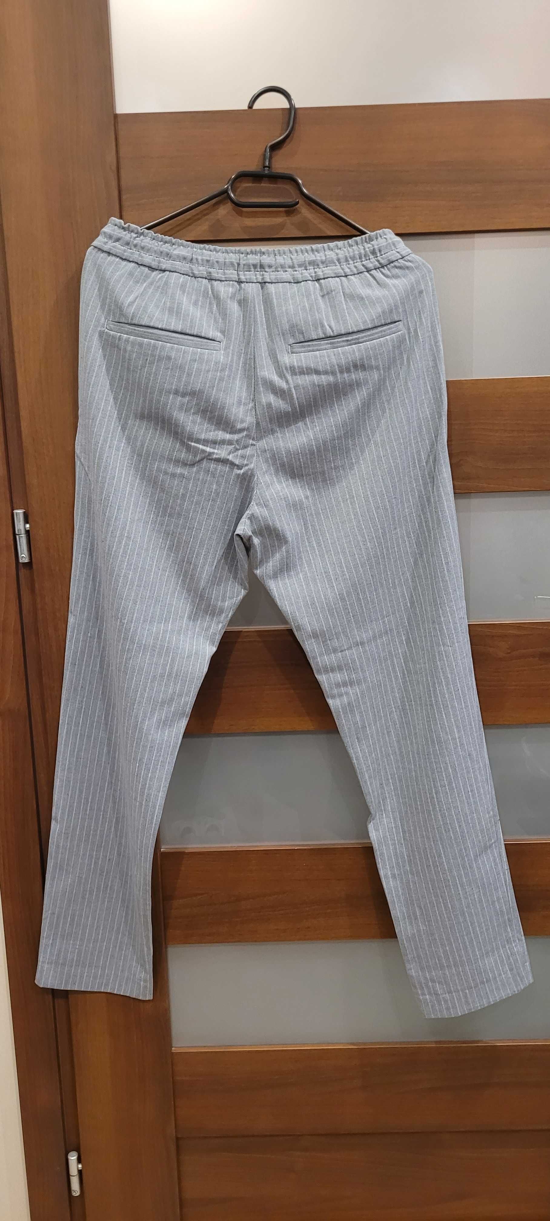 Spodnie typu jogger ZARA w rozmiarze S