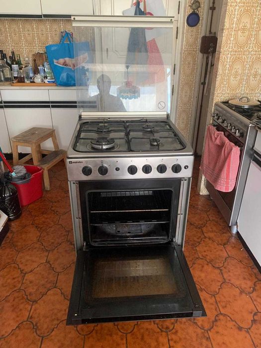 Fogão e forno a gás natural meireles