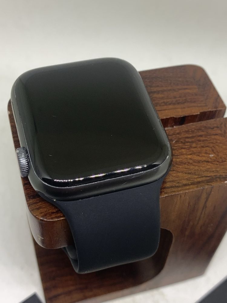 Оригінальні apple watch series 5 44 mm space gray