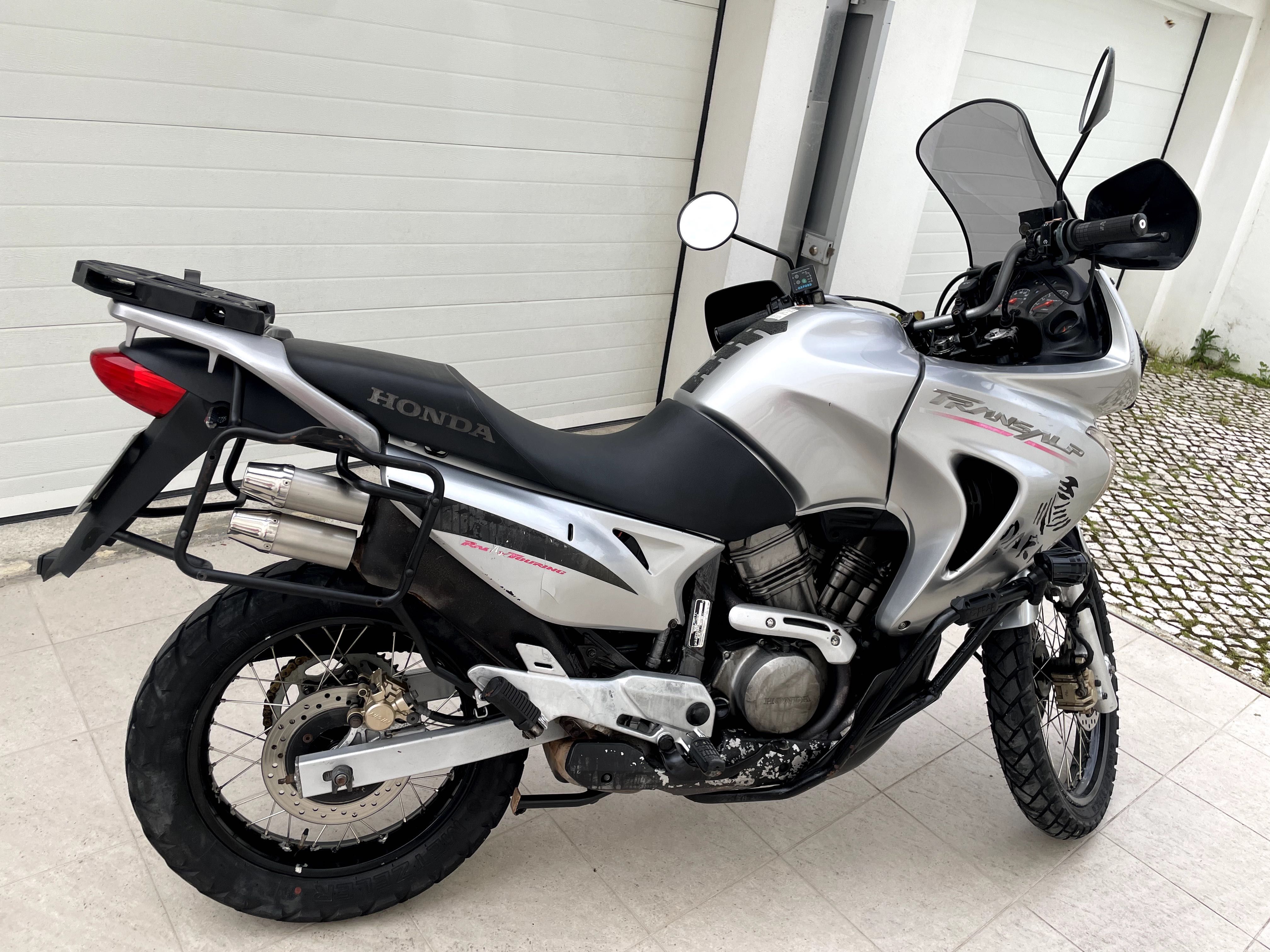 Honda Transalp XL 650 de 2006 full extras