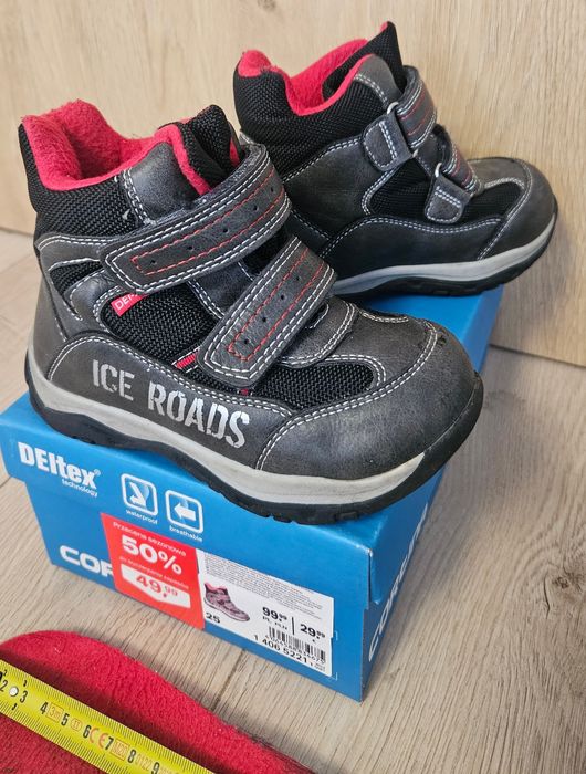 Buty chłopięce jesienno/zimowa w rozmiarze 25