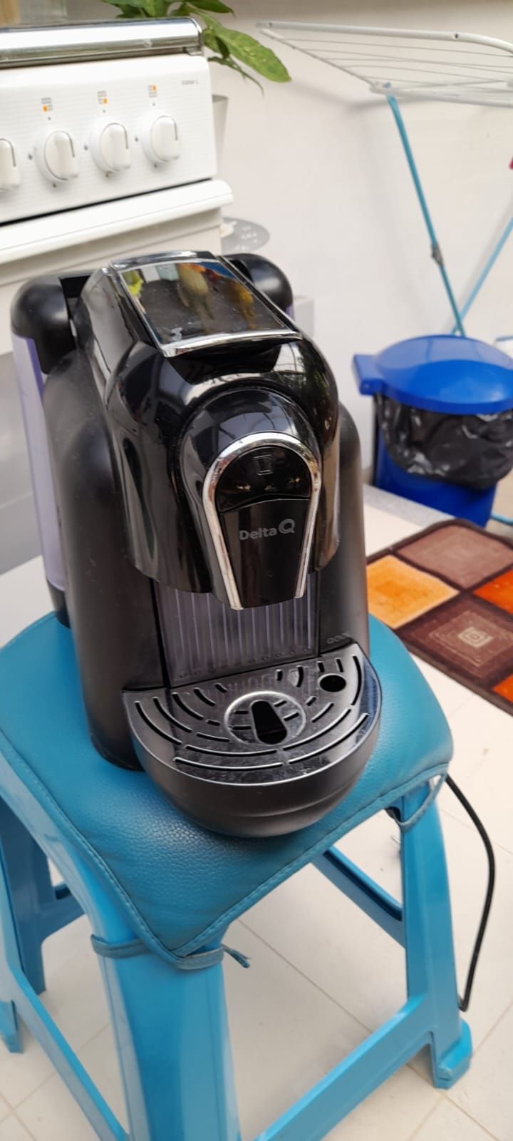 Máquina de café delta q