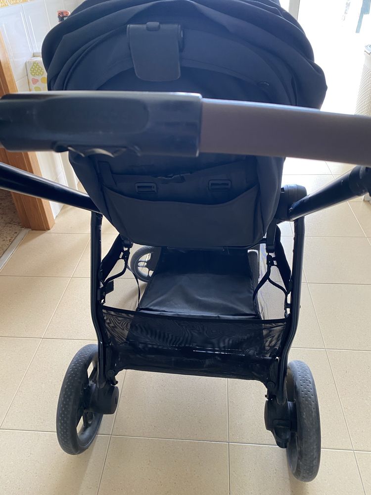 Grande oportunidade carrinho Maxi-cosi praticamente novo