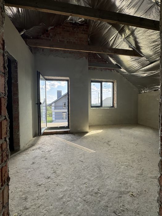 Продаж  котеджу у Бірках Proud Hills