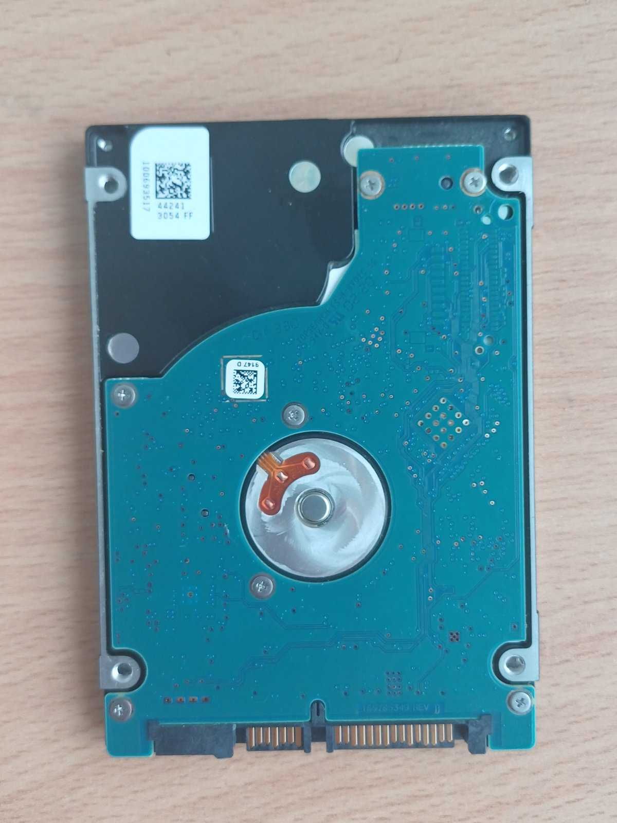 Жорсткий диск 500 ГБ Seagate ST500LM000