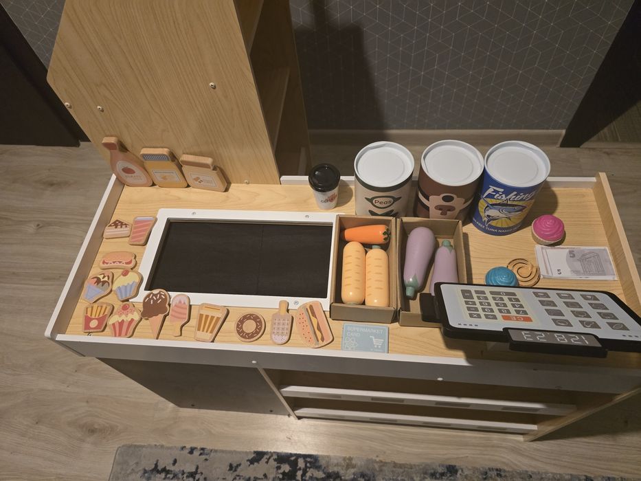 Drewniany bazar  - sklep drewniany