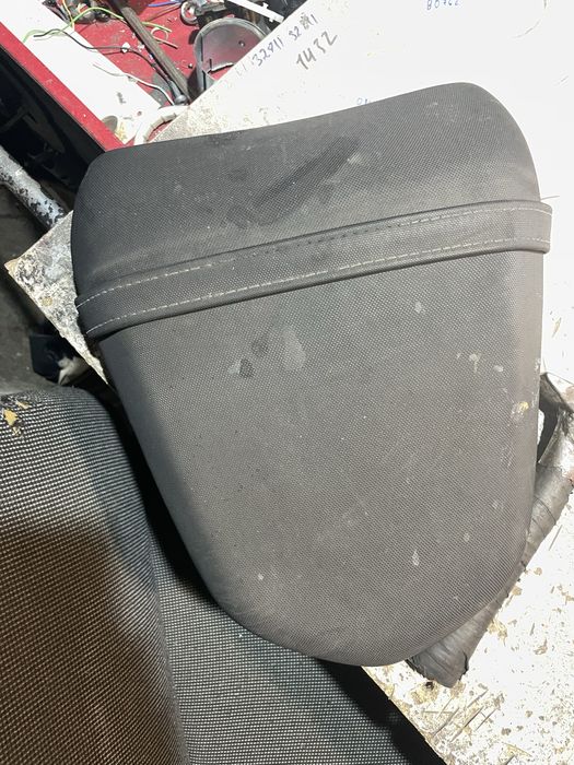 Сідушка Kawasaki EX650 Ninja 650 Rear Passenger Seat