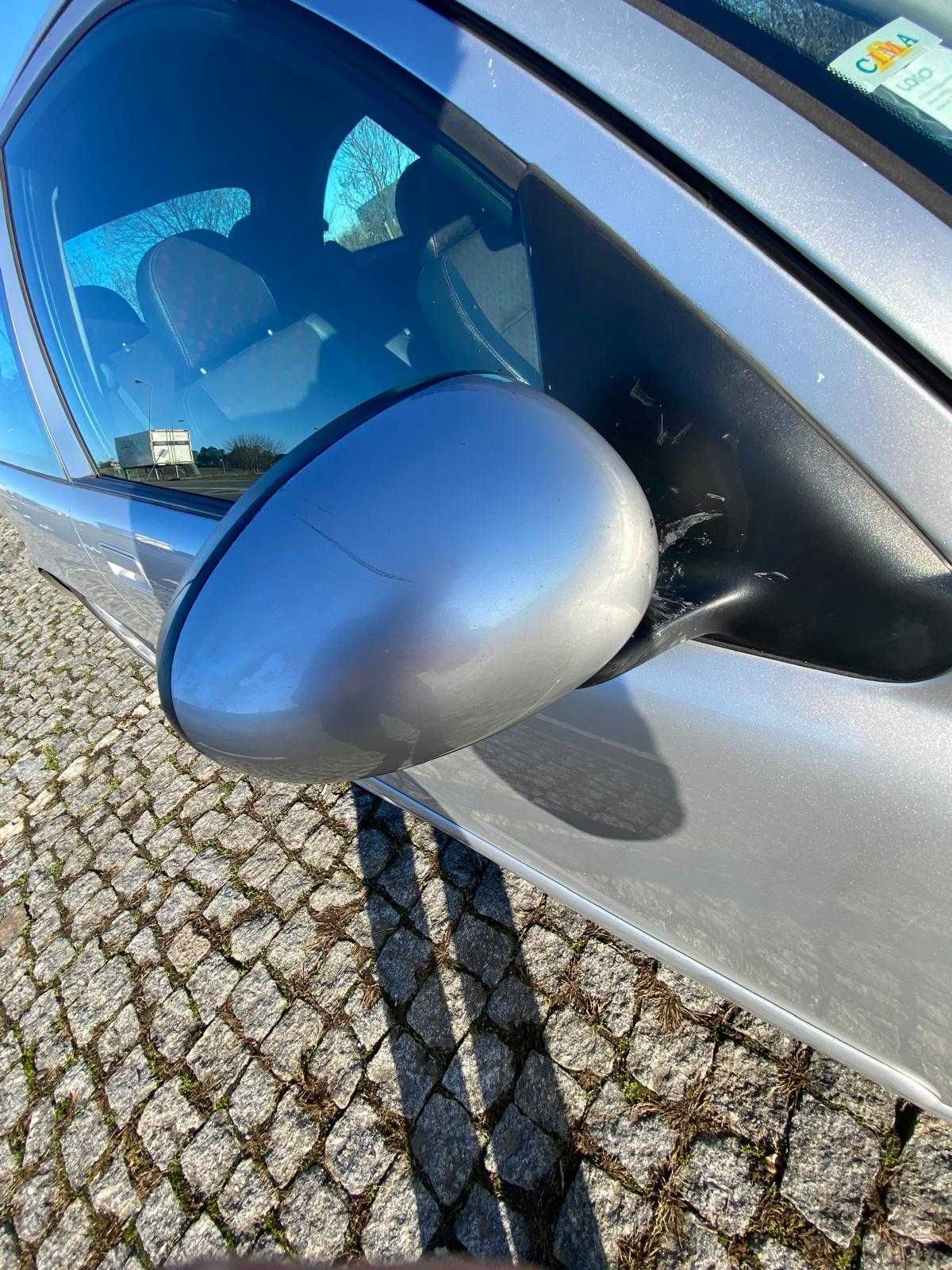 Vendo  MG ZR 1.4i 16v com 105cv a gasolina e GPL ESTÁ A ANDAR