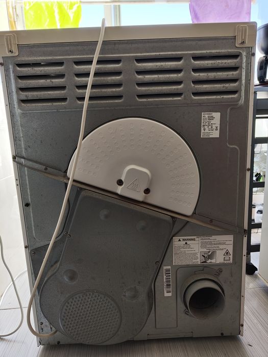 Máquina de secar roupa Indesit 7kg usada (funcional)