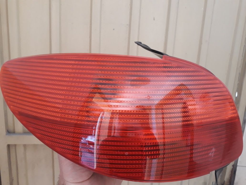 Farolin Peugeot 206