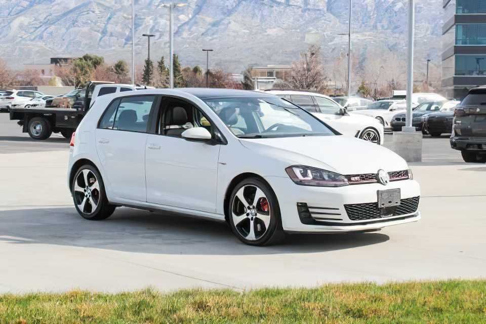 2017 Volkswagen Golf GTI