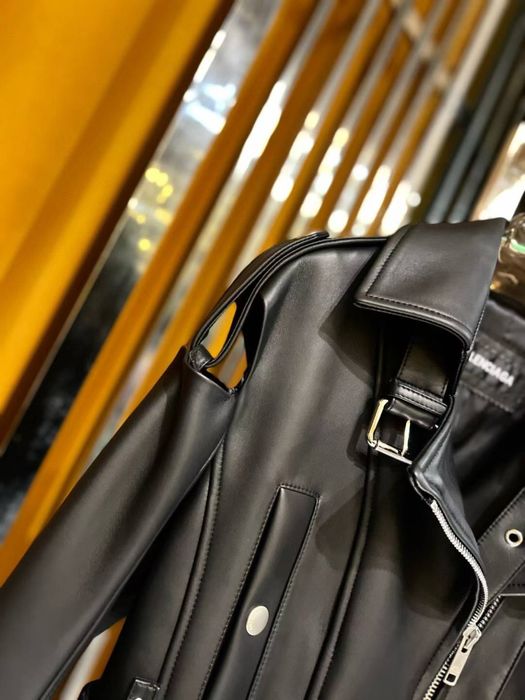 Куртка натуральная кожа Balenc*ga