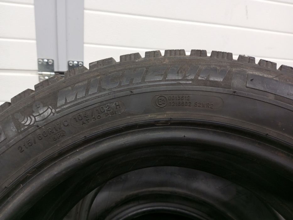 Зимові Шини БВ  215/60 R17C  MICHELIN  Agilis Alpin  Склад