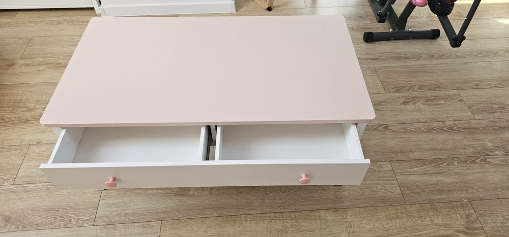 Ława dla dziewczynki