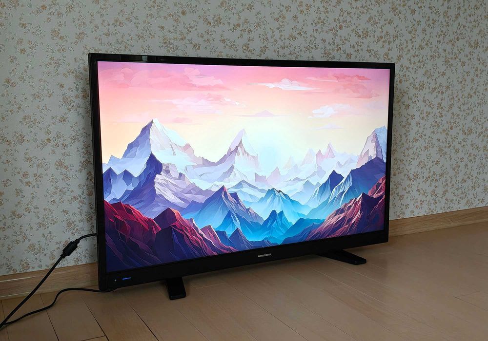 Телевізор Grundig 40 VLE 565 (40" Direct LED / Full HD / HDMI / USB)