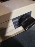 Stary switch z wtyczkami zabytek