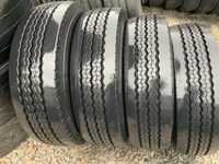 B54. 215/75/17,5 Michelin XTE2