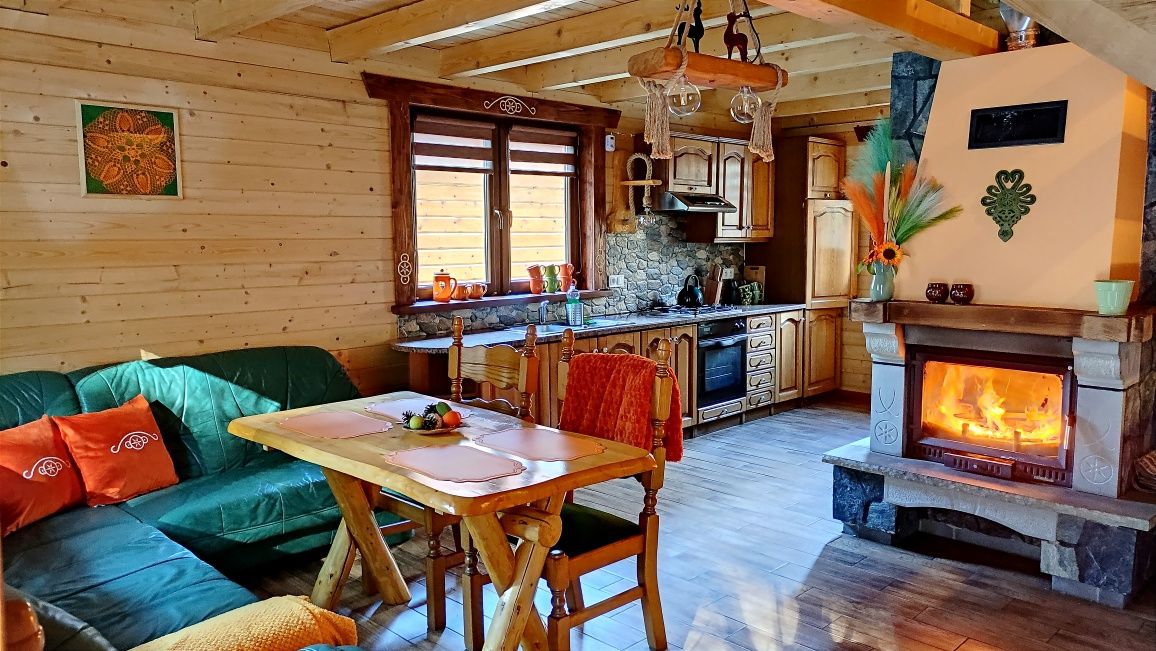 Domki Nad samą rzeką Sauna jacuzzi 8os. noclegi Brenna,Ustroń Beskidy