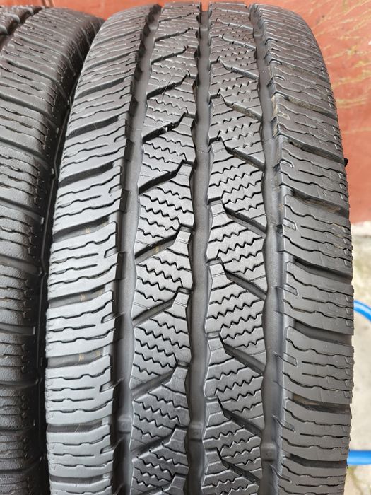 205/75/16C R16C Continental VanContact Winter 4шт ціна за 1шт шини