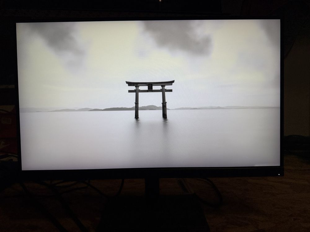 Monitor Lenovo L27q-35 -27 stan idealny (używany 3 miesiące)