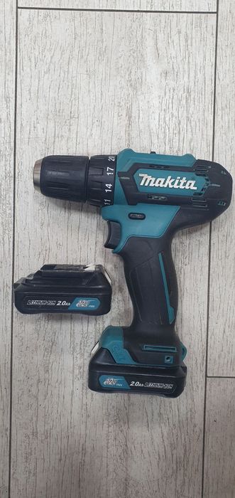 Акумуляторний шуруповерт Makita DF 333 D