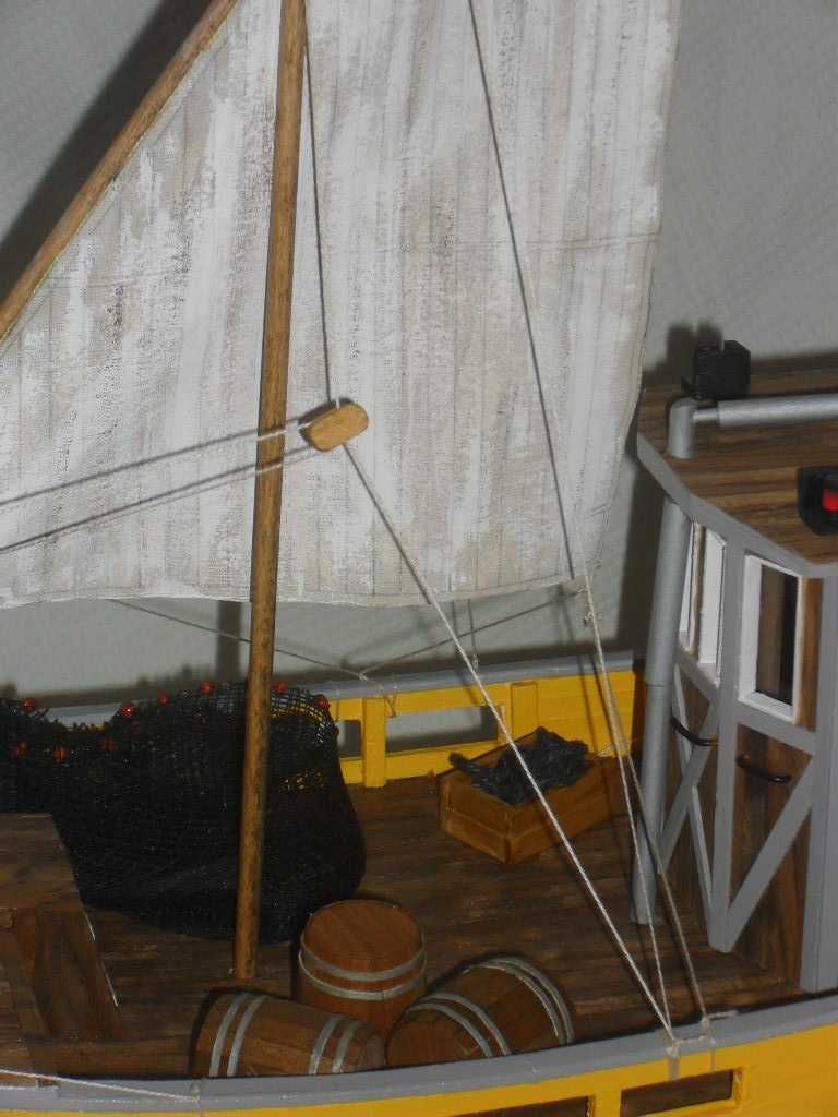 Ręcznie robiony model kutra rybackiego KUTER RYBACKI JAS-27