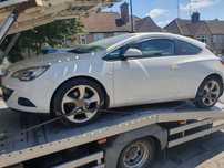 Opel Astra J GTC maska zderzak błotnik drzwi z40r